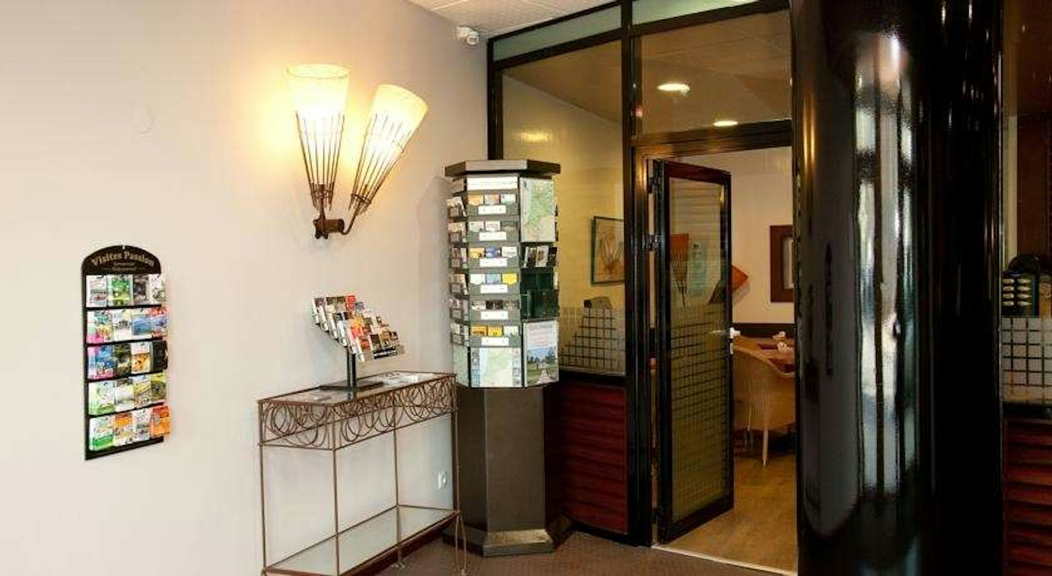 Teneo Apparthotel Bordeaux 2/9