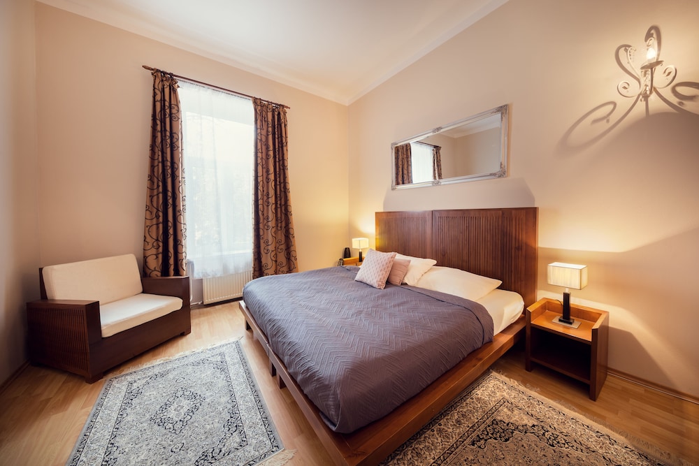 City Residence Apartment Hotel 12/50