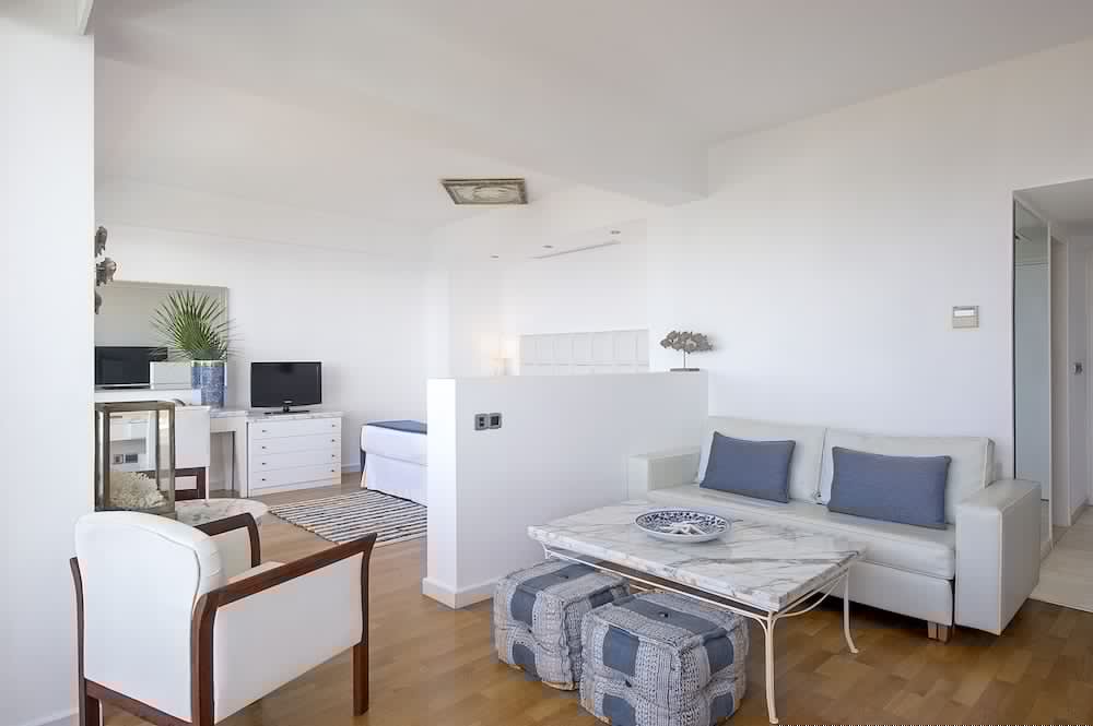 Grecian Sands Hotel 44/71