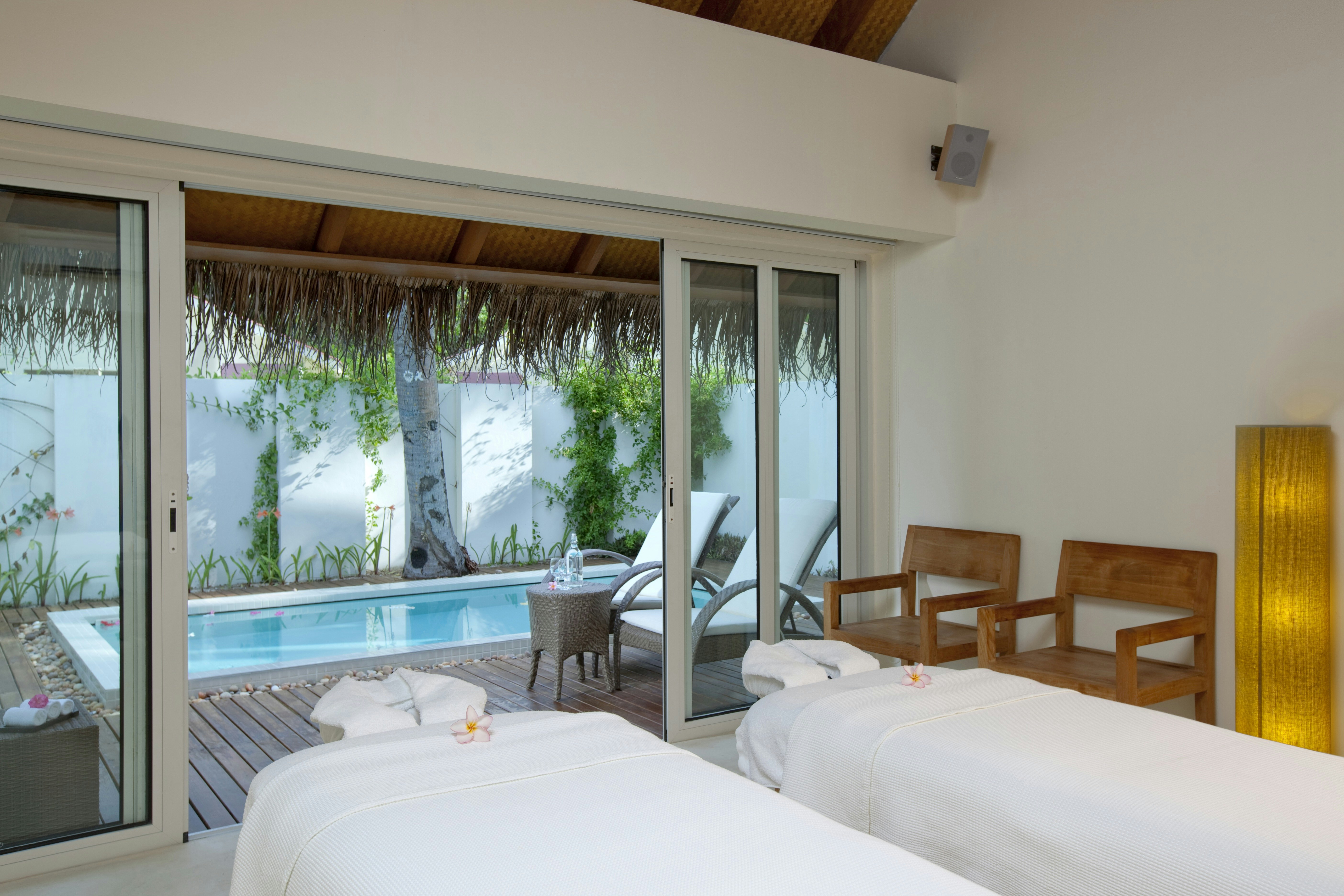 Kandooma Maldives 22/101