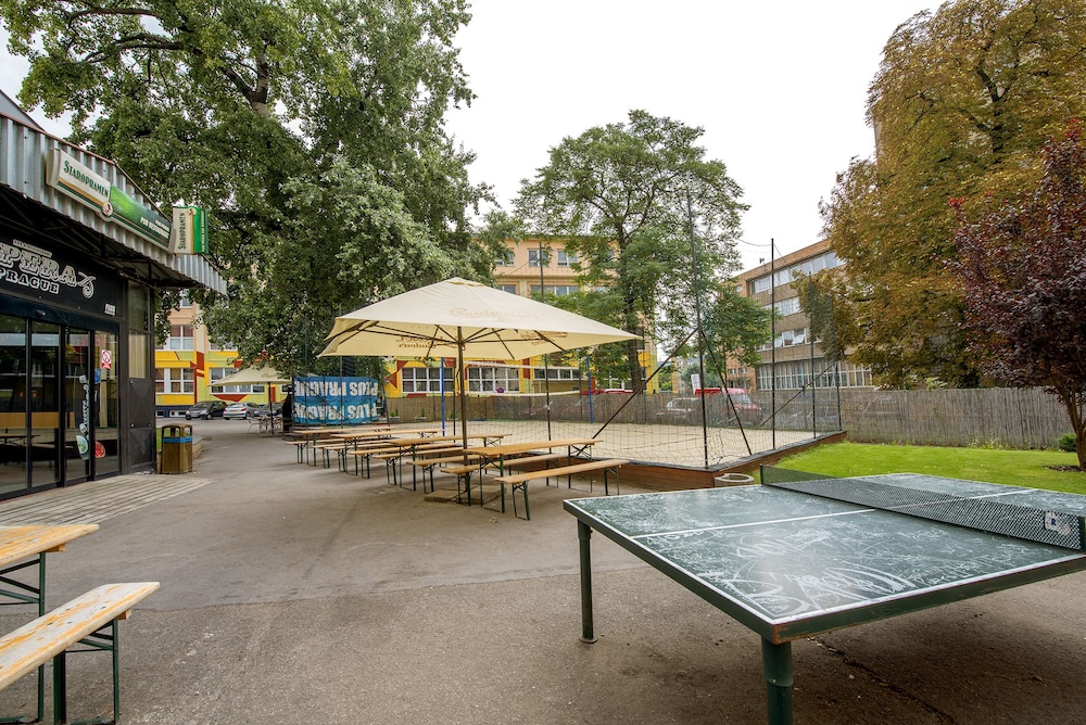 PLUS PRAGUE 46/50