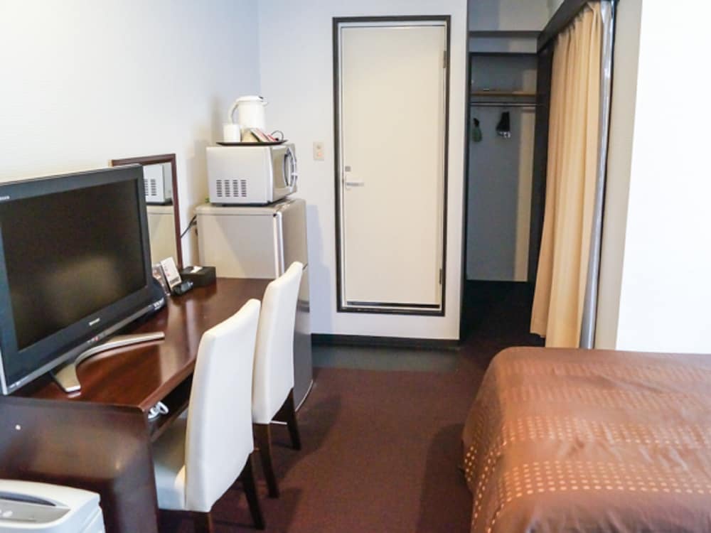 Hotel Livemax Budget Umeda 16/18
