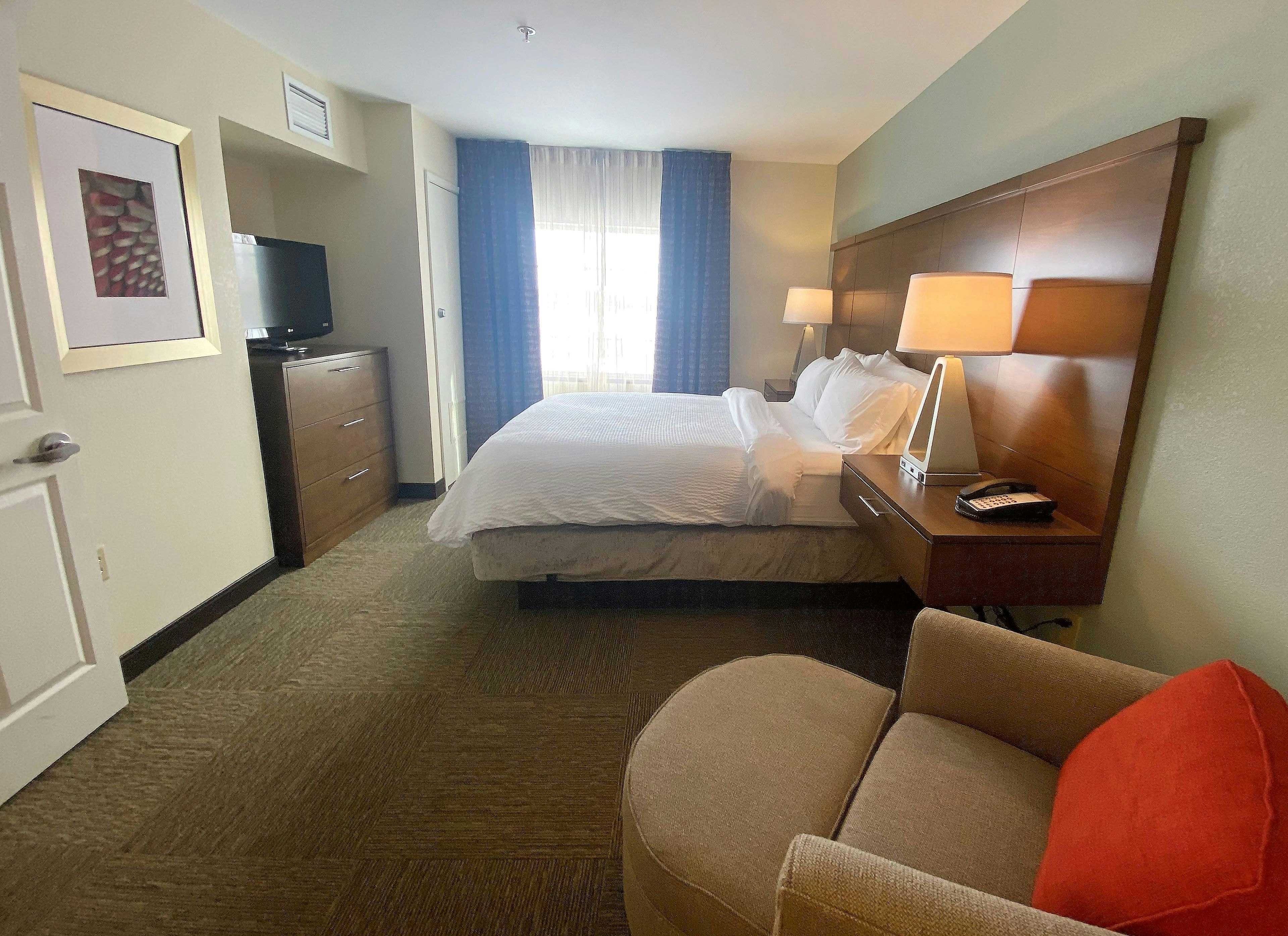 Staybridge Suites Great Falls 24/81
