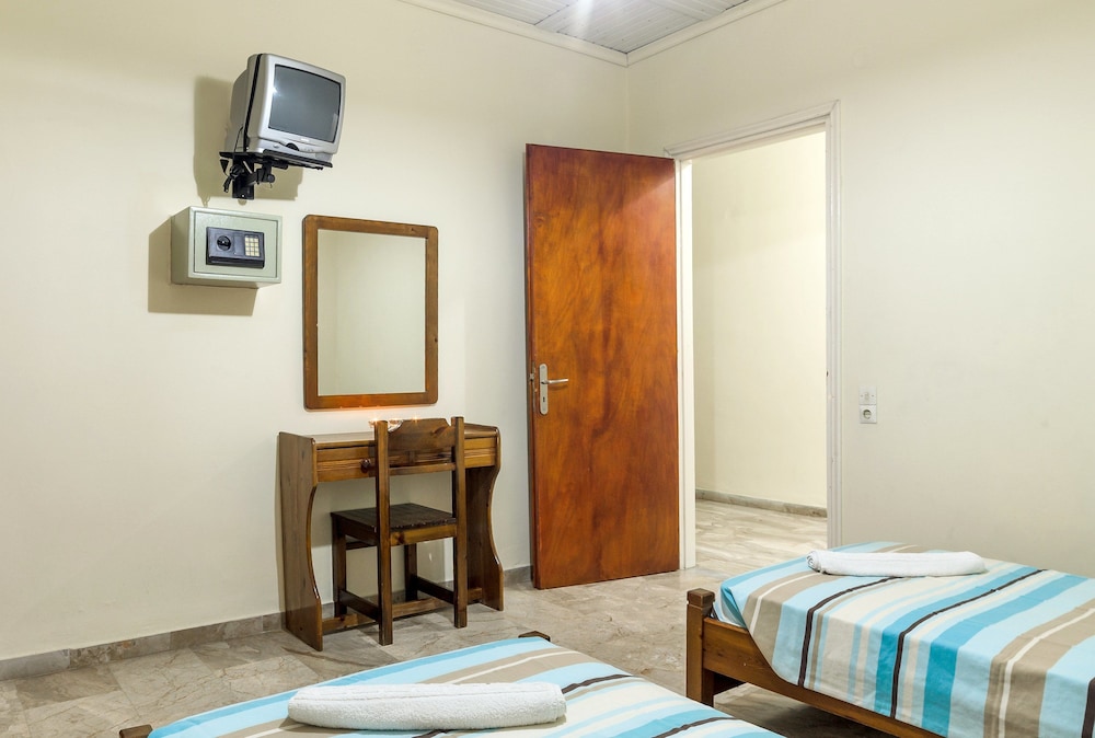 Tesys Studios & Apartments 24/50