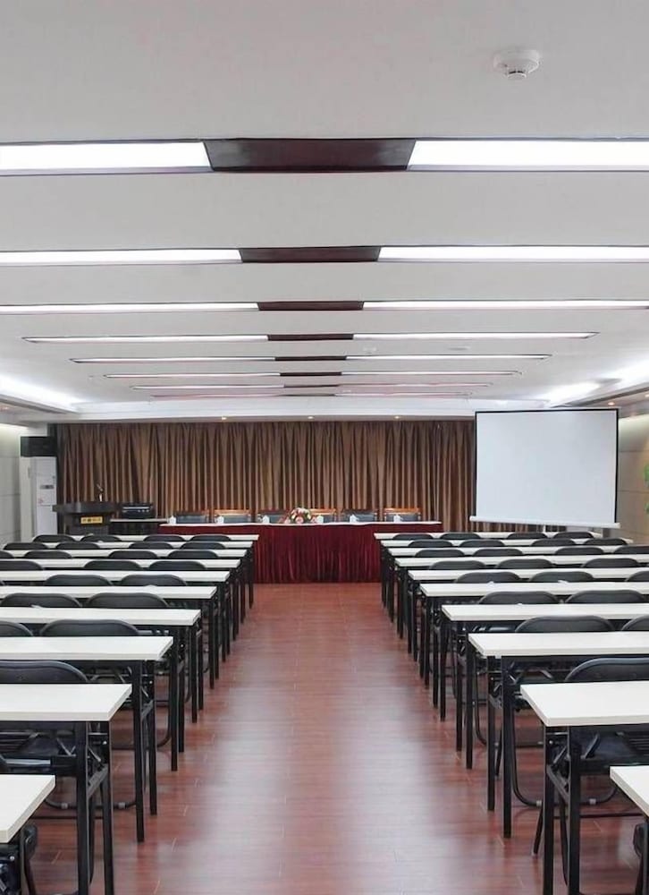 Mercure Xian Dayan Pagoda 35/50