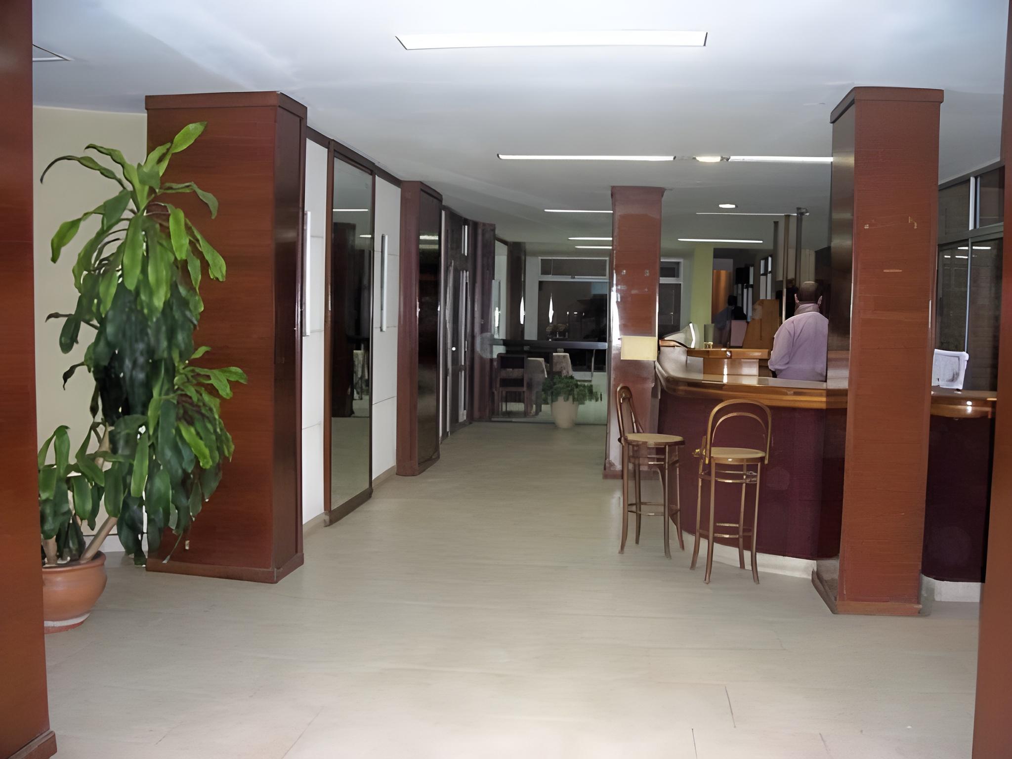 Hotel Camino Real 2/26