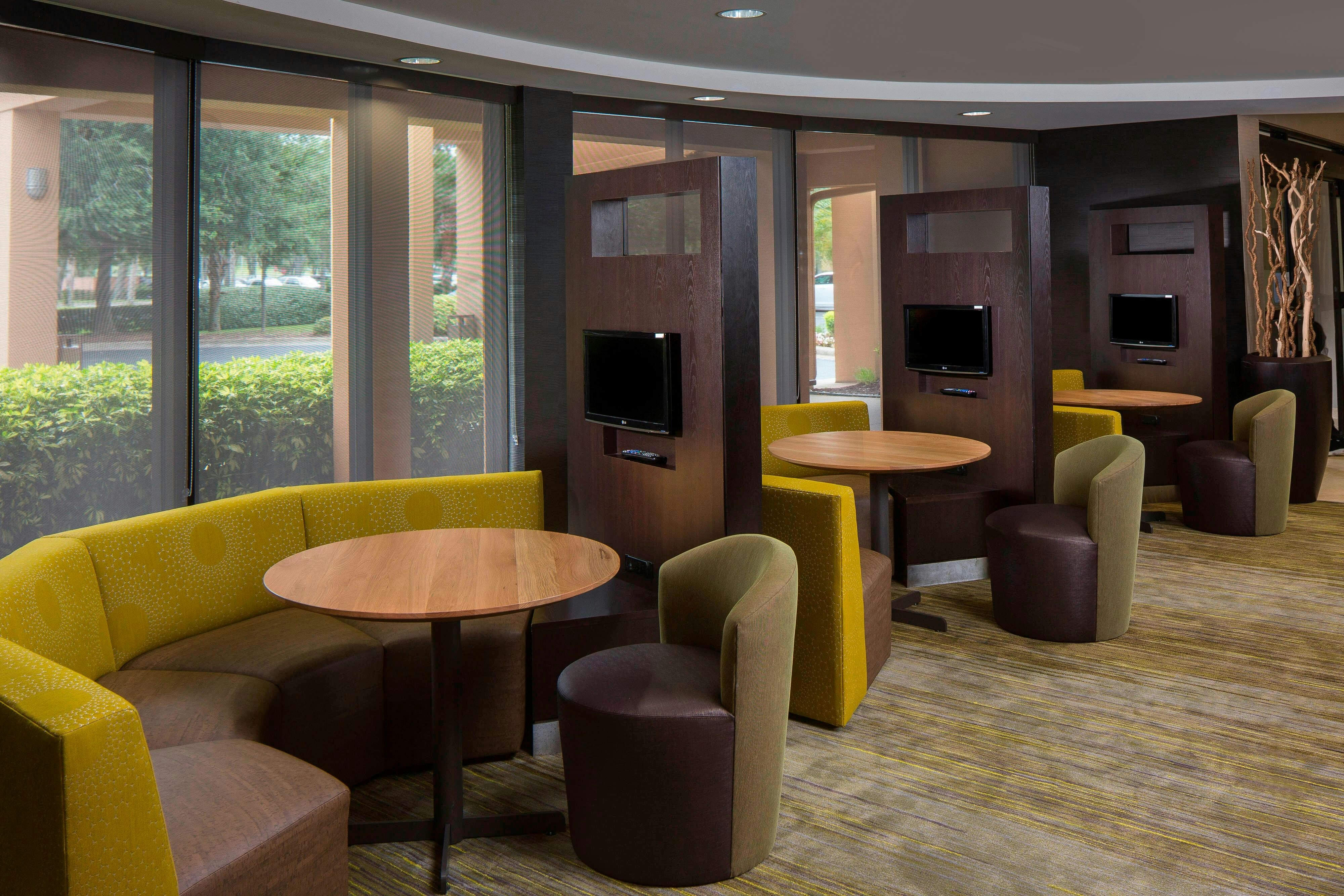 Courtyard by Marriott Daytona Beach Speedway/Airport 4/12