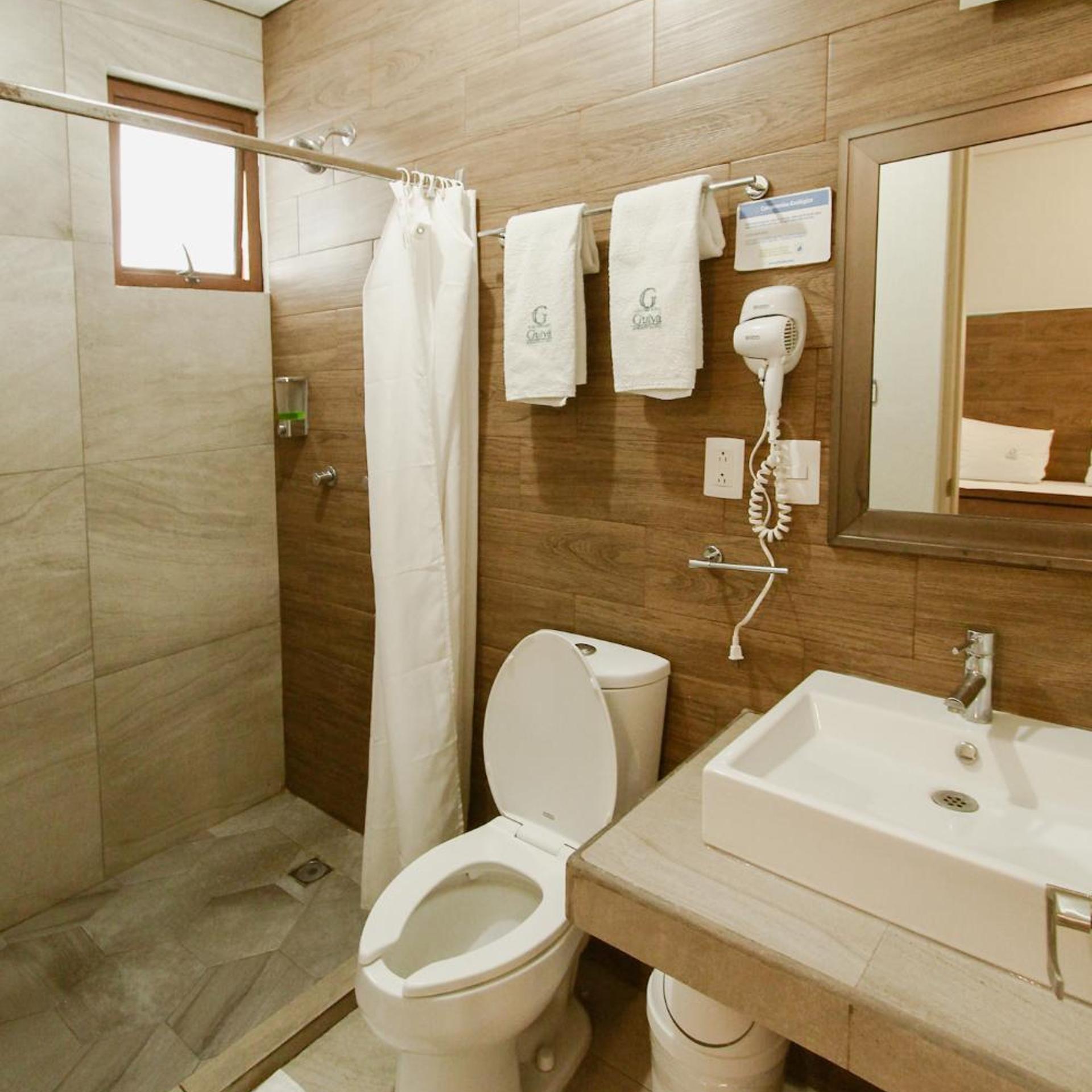 Hotel Guiva Aeropuerto 47/53