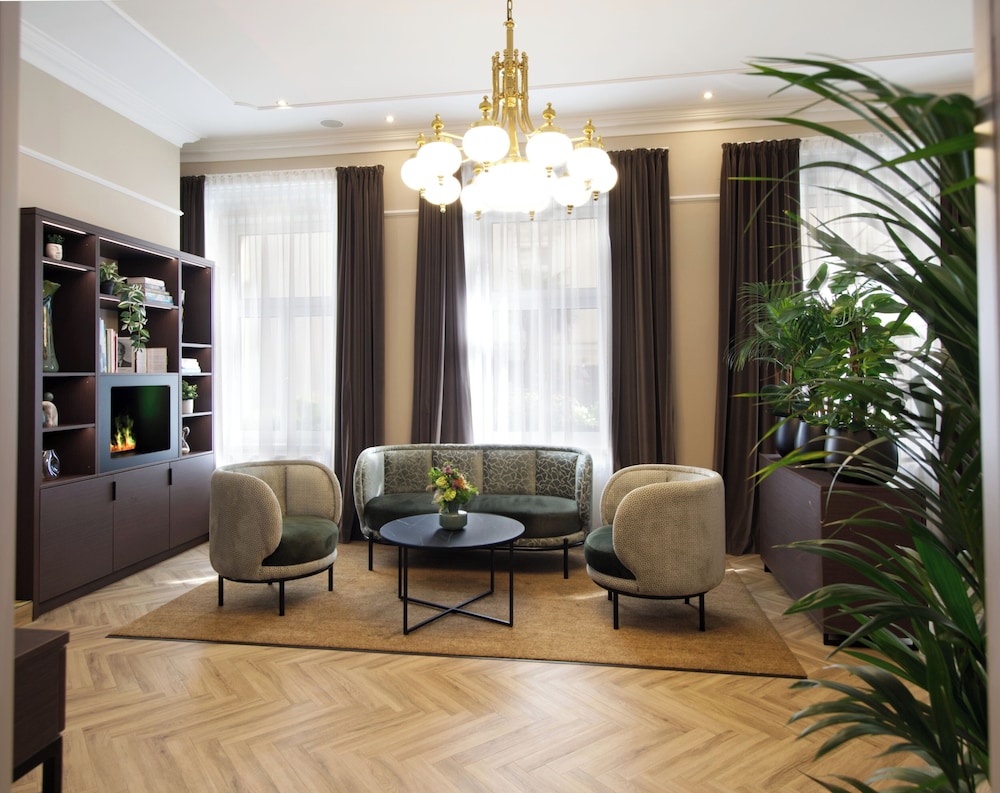 HOTEL DREI KRONEN VIENNA CITY 52/74
