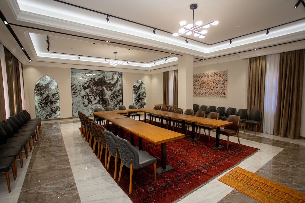 Rayyan Hotel Samarkand 32/50