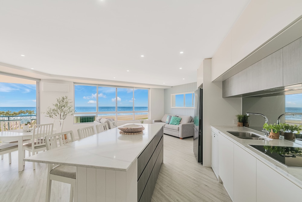 OCEANSIDE RESORT 14/58
