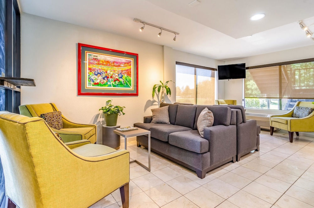 Quality Inn & Suites Creedmor - Butner 26/39