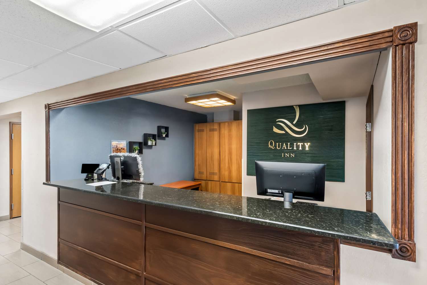 Quality Inn Sidney I-80 2/16