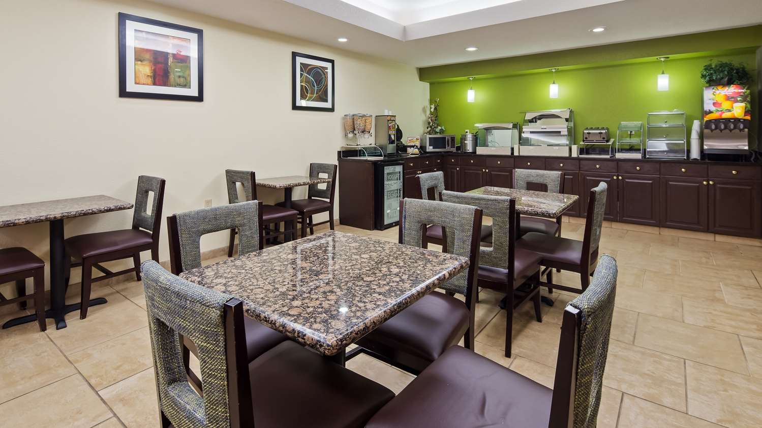 Best Western Lake Cumberland Inn 30/42