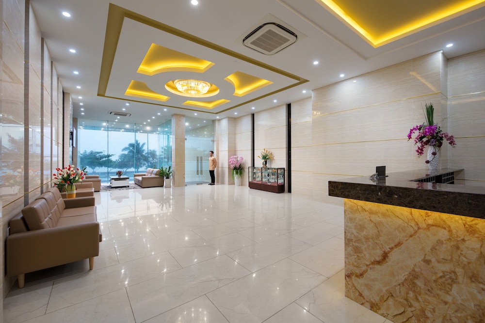 Nolis Hotel 7/54