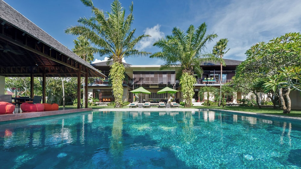 Bendega Villas 3/50
