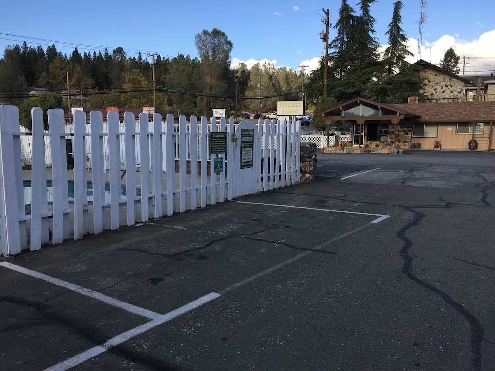 Holiday Lodge 53/66