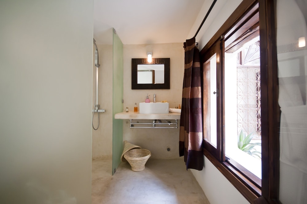 Riad El Maâti 15/66