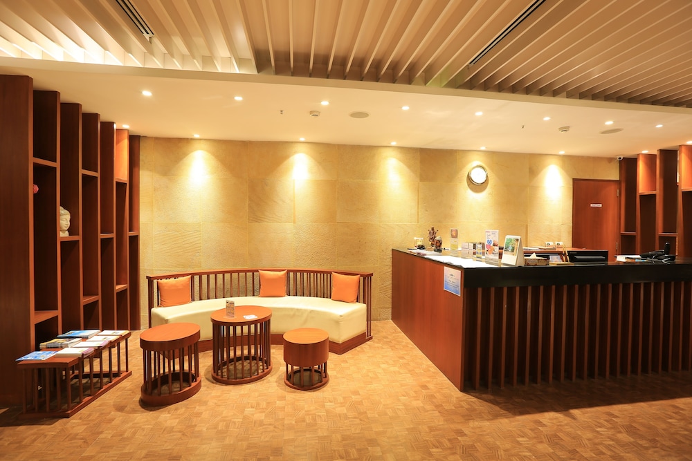 Lobby at The Chancery, BANGALORE
