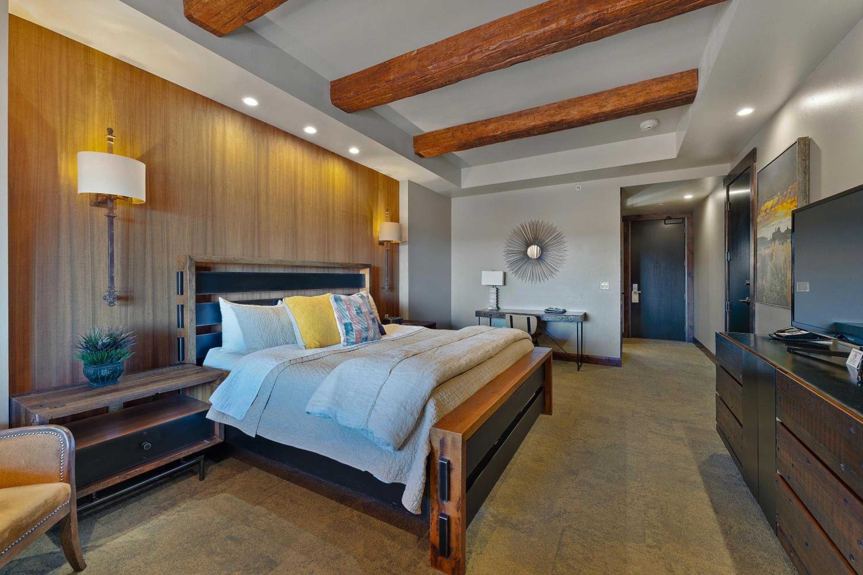 Room at Desert Rose Resort & Cabins, BLUFF - UT