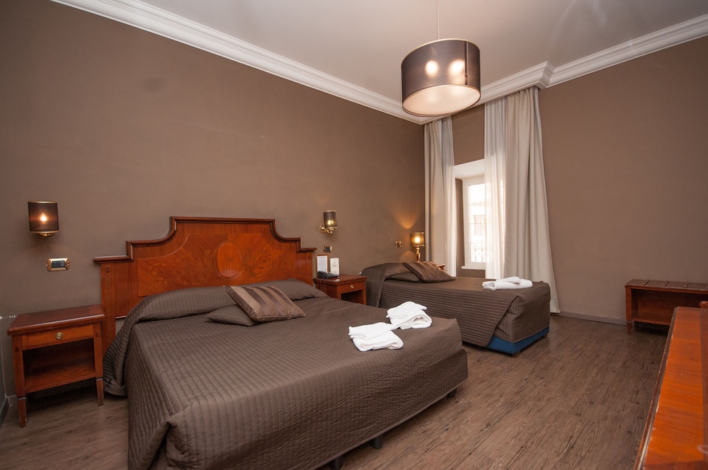 Hotel Les Chambres D Apos Or 20/50