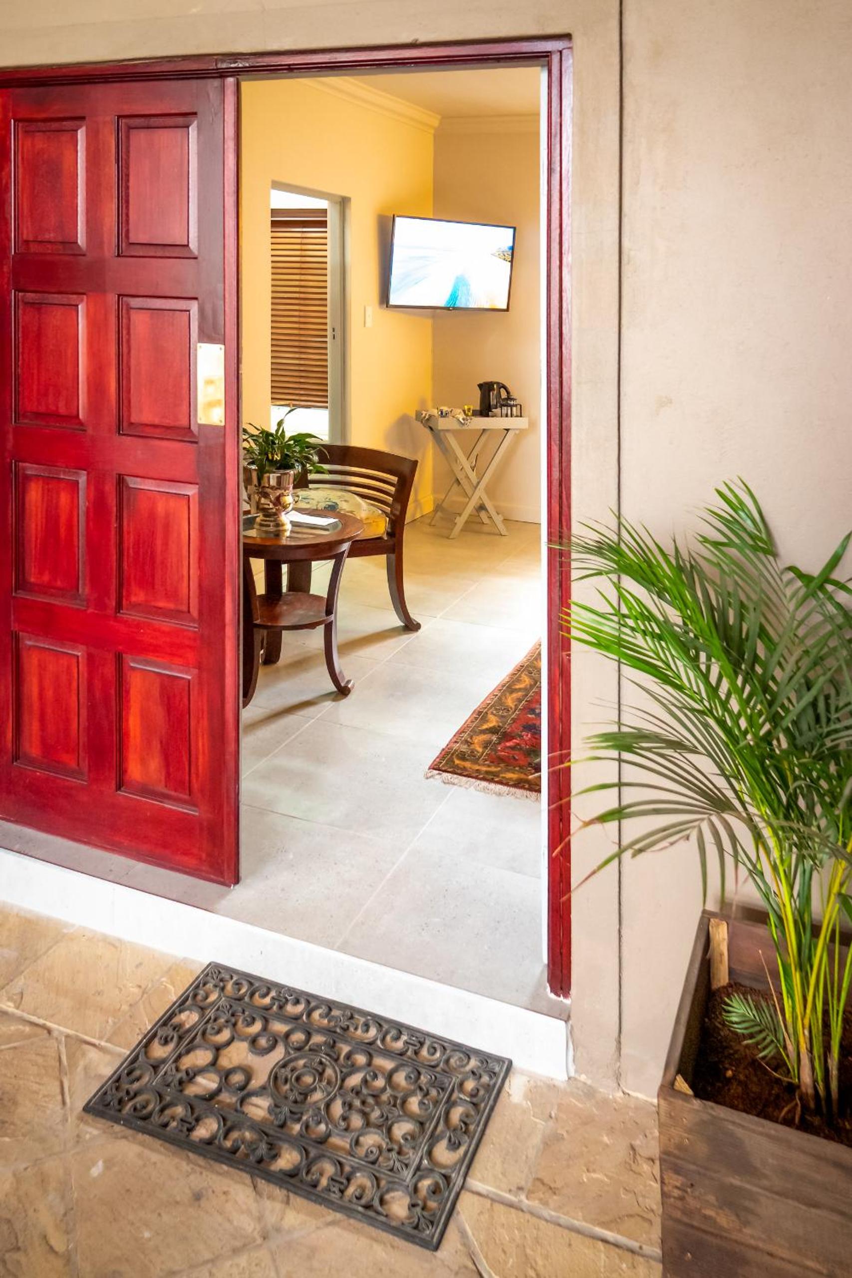 Spacube Luxury Suites and Spa 1/19