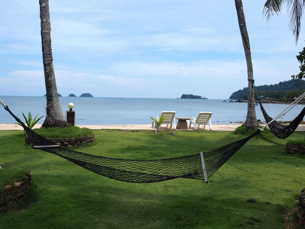 Bailan Beach Resort 73/78