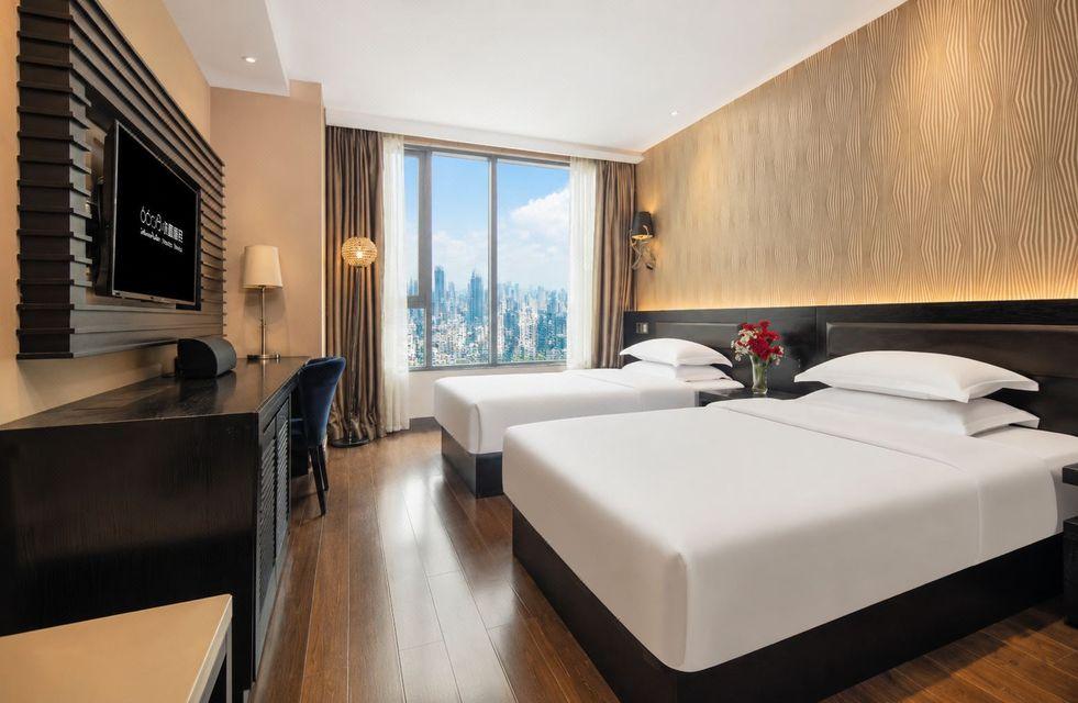 Deluxe, Twin Beds