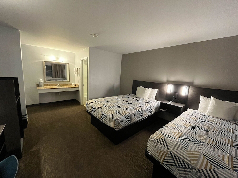 Motel6 Junction, TX - Llano River 19/60
