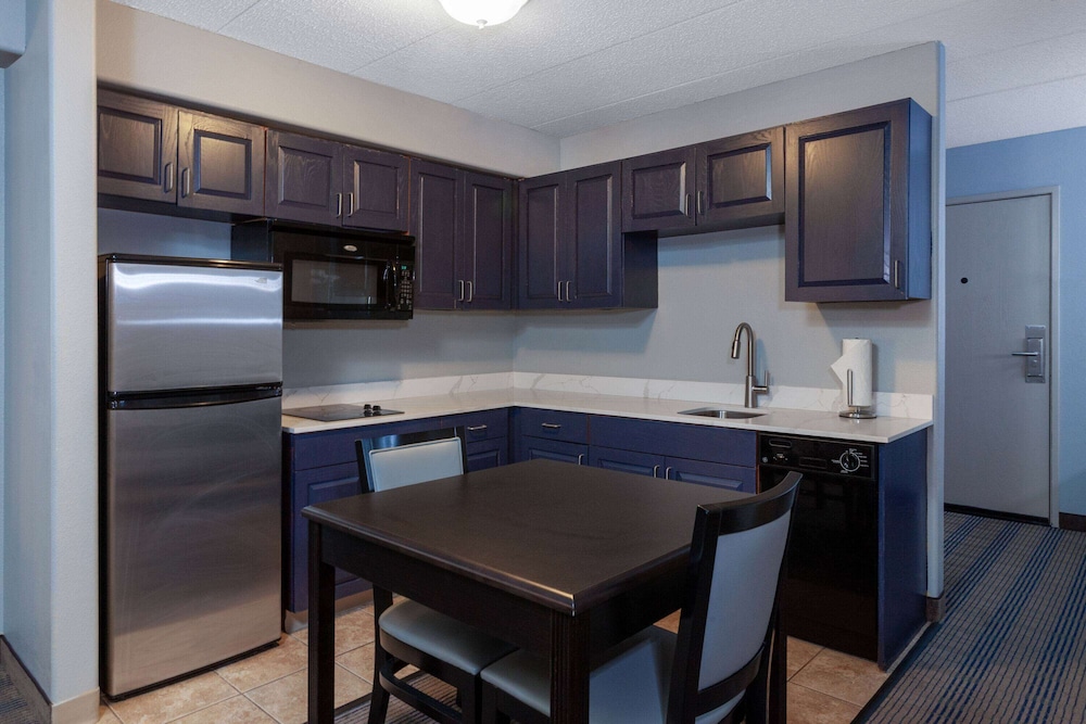 Americinn By Wyndham Peoria 43/59