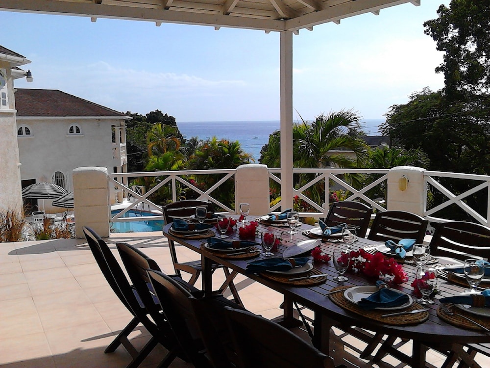 Sea Symphony Villa 25/50