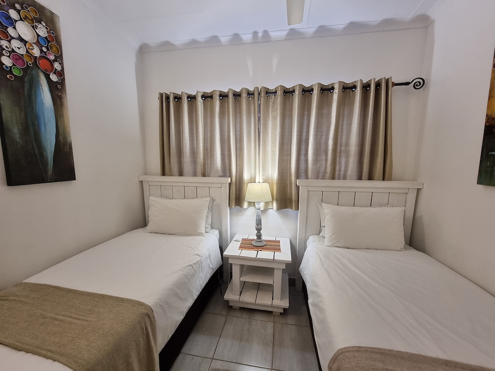 Ndiza Lodge & Cabanas 10/50