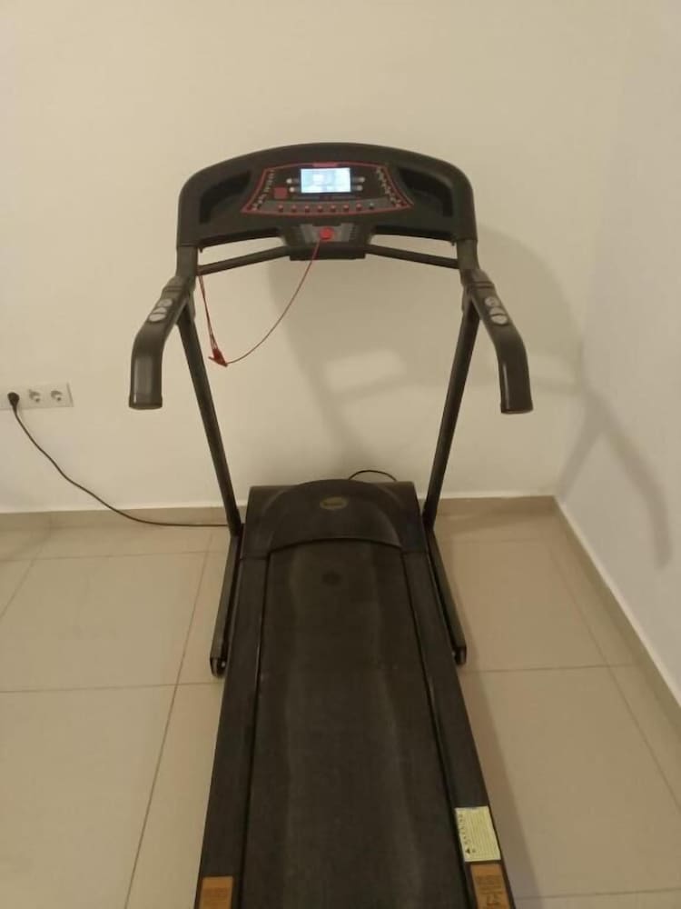 Ayapam Hotel 12/40