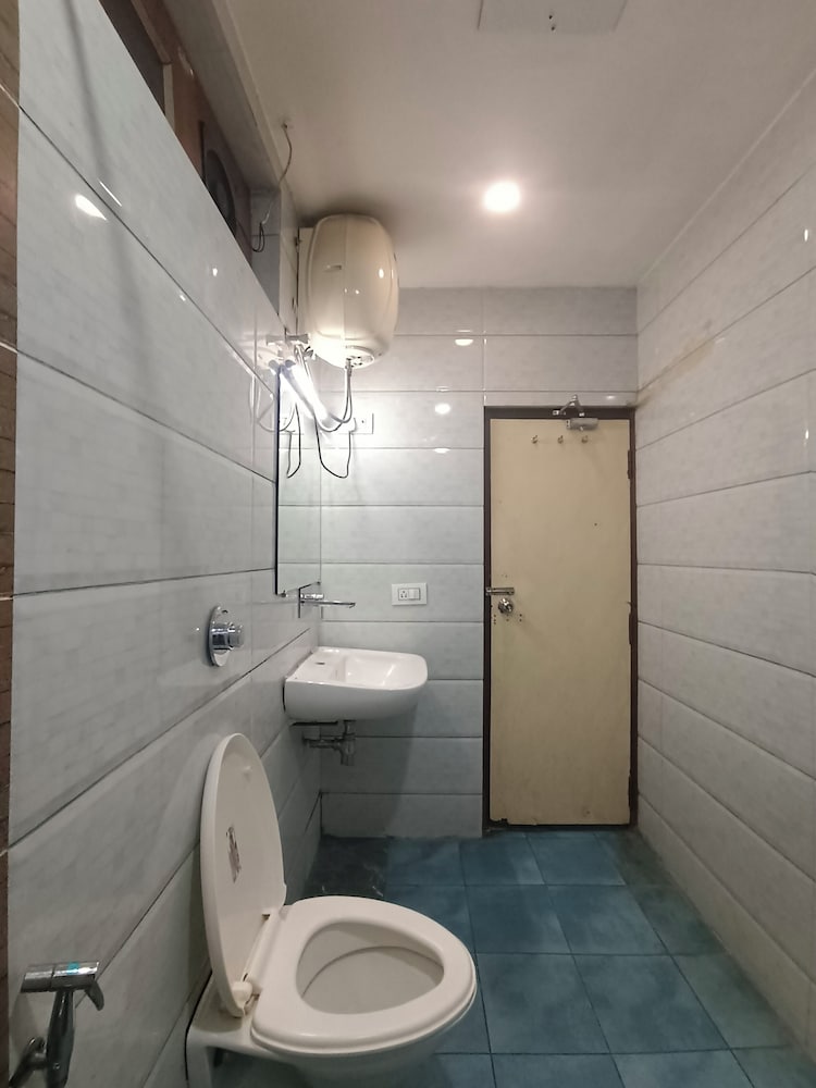 HOTEL GANGA AZURE 30/31