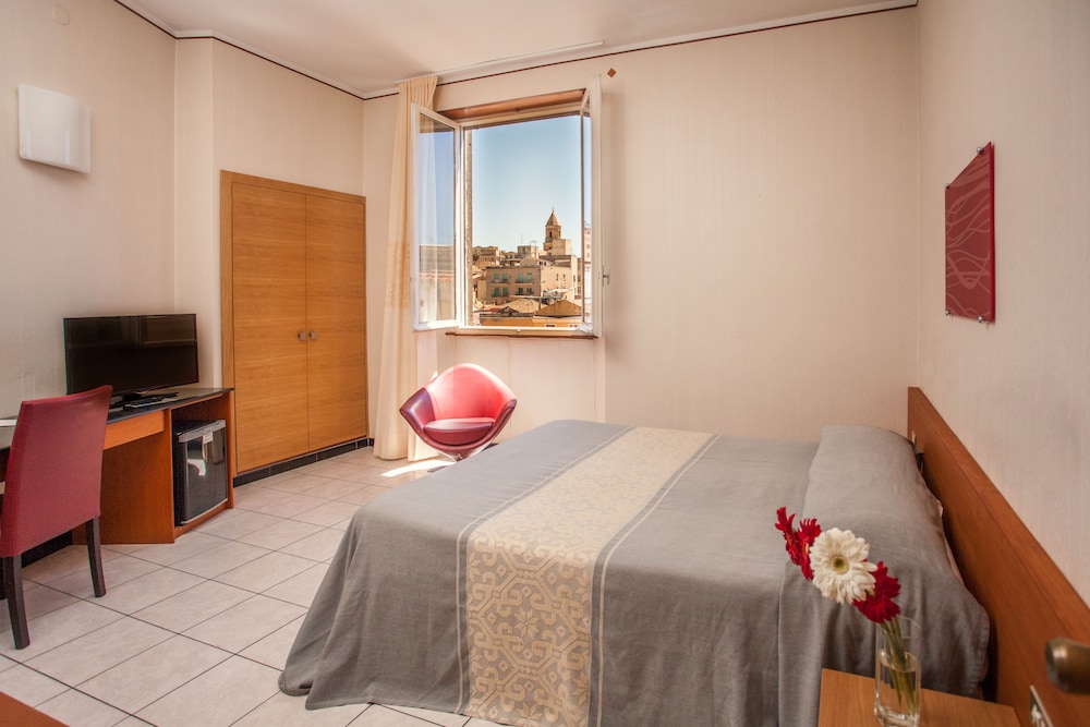 ITALIA CAGLIARI HOTEL 11/50
