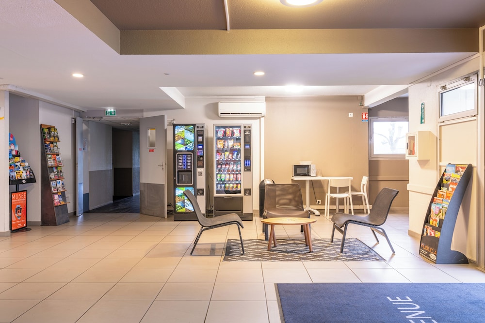 Premiere Classe Bordeaux Nord Lac 38/51