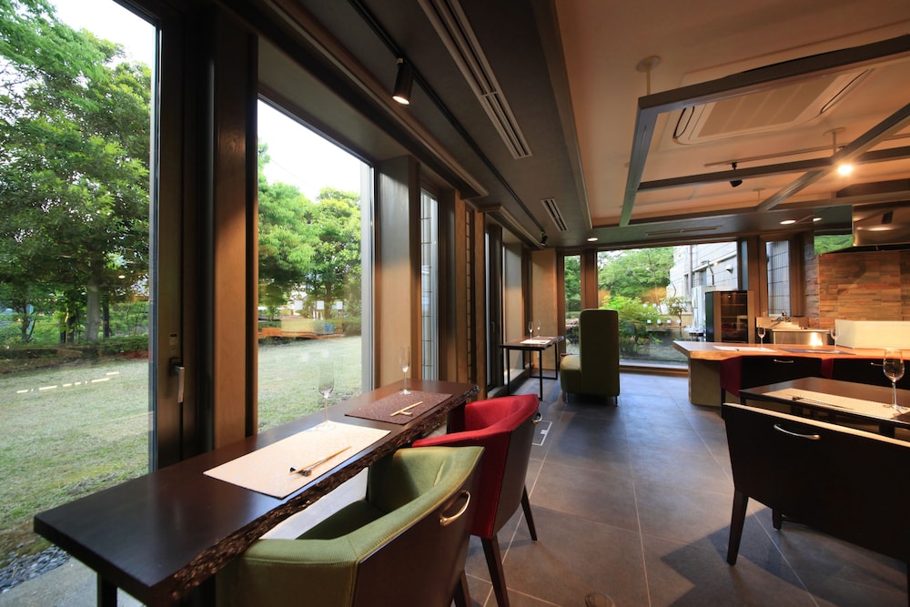 Hakone Fuga - Adults Only 42/50