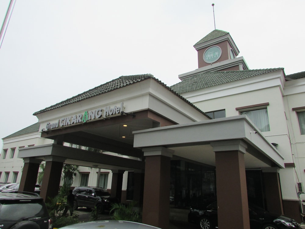Grand Cikarang Hotel 3/50