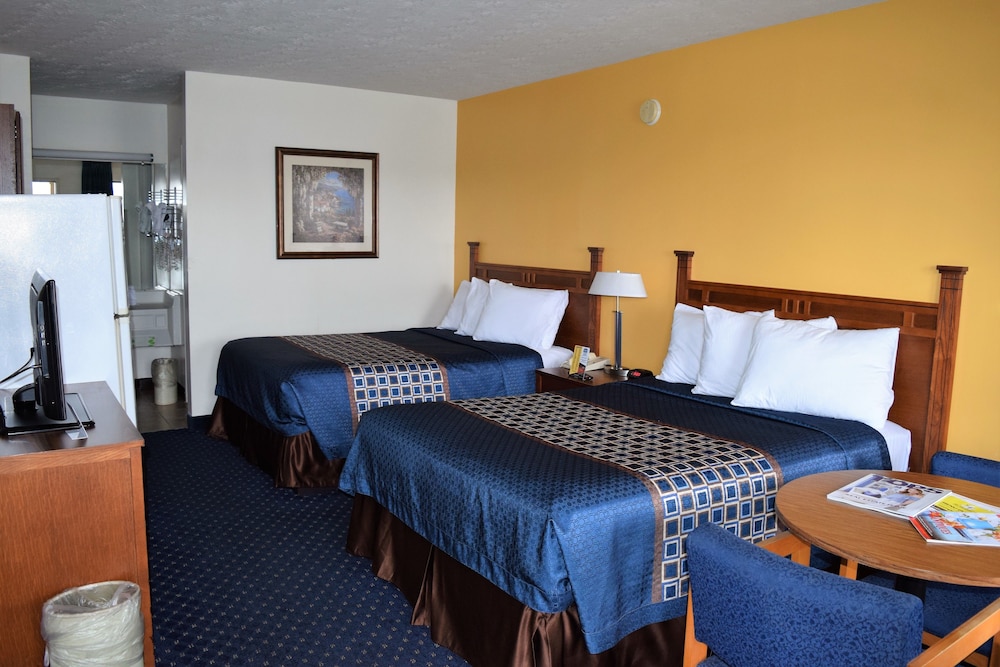STANDARD, 2 DOUBLE BEDS