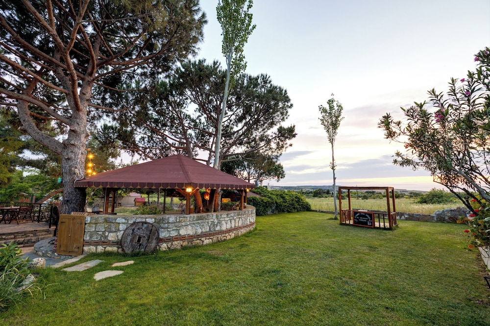 Aral Tatil Ciftligi 40/50