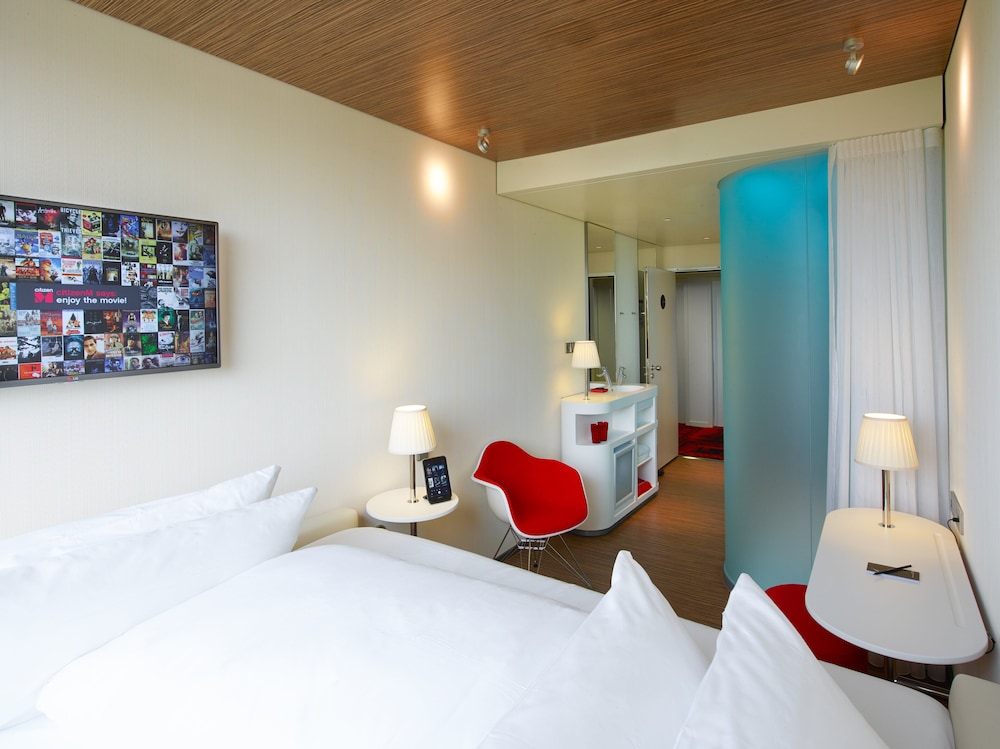 CITIZENM PARIS CHARLES DE GAULLE 9/48