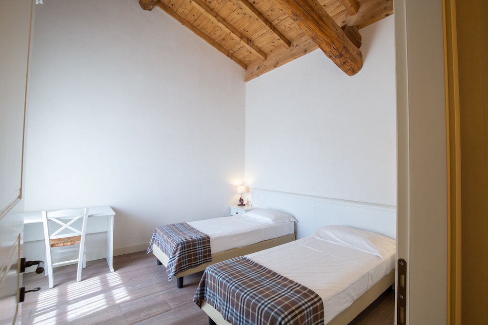 Residence Corte San Carlo 10/50