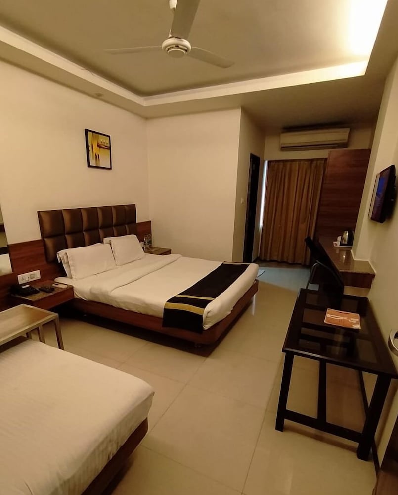 Kyriad Hotel Indore by OTHPL 19/61