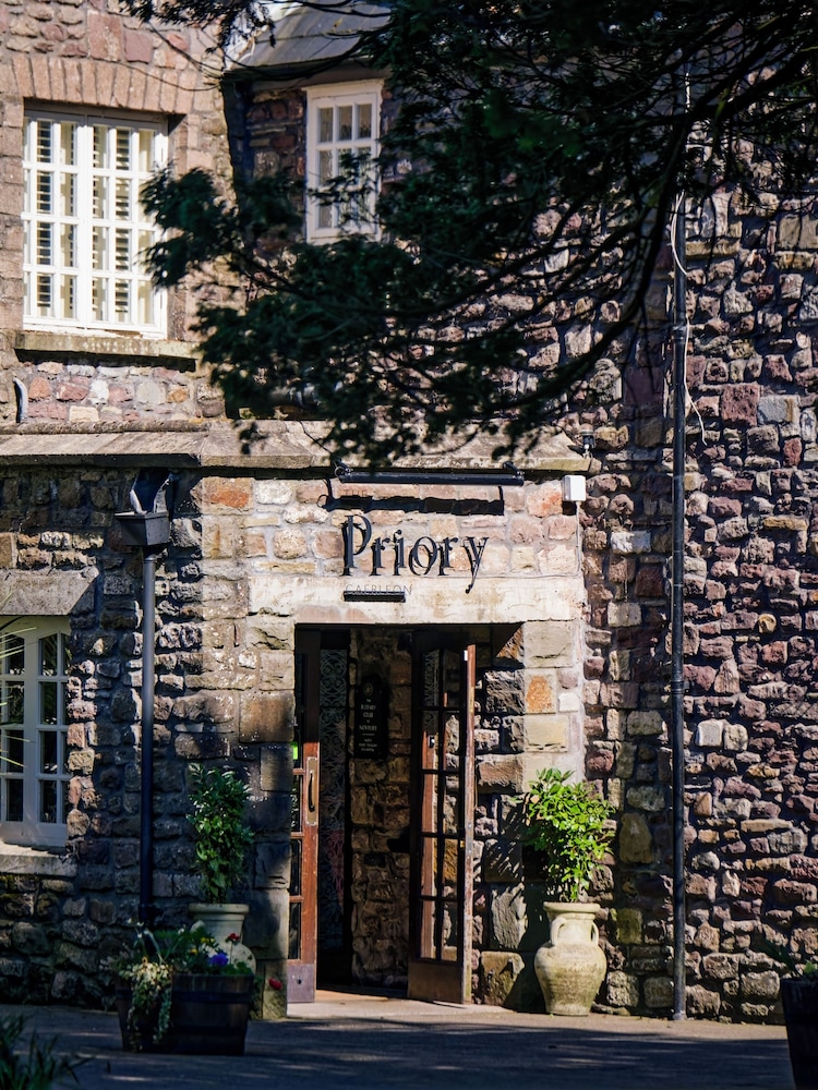 The Priory Hotel And Restaurant 1/42