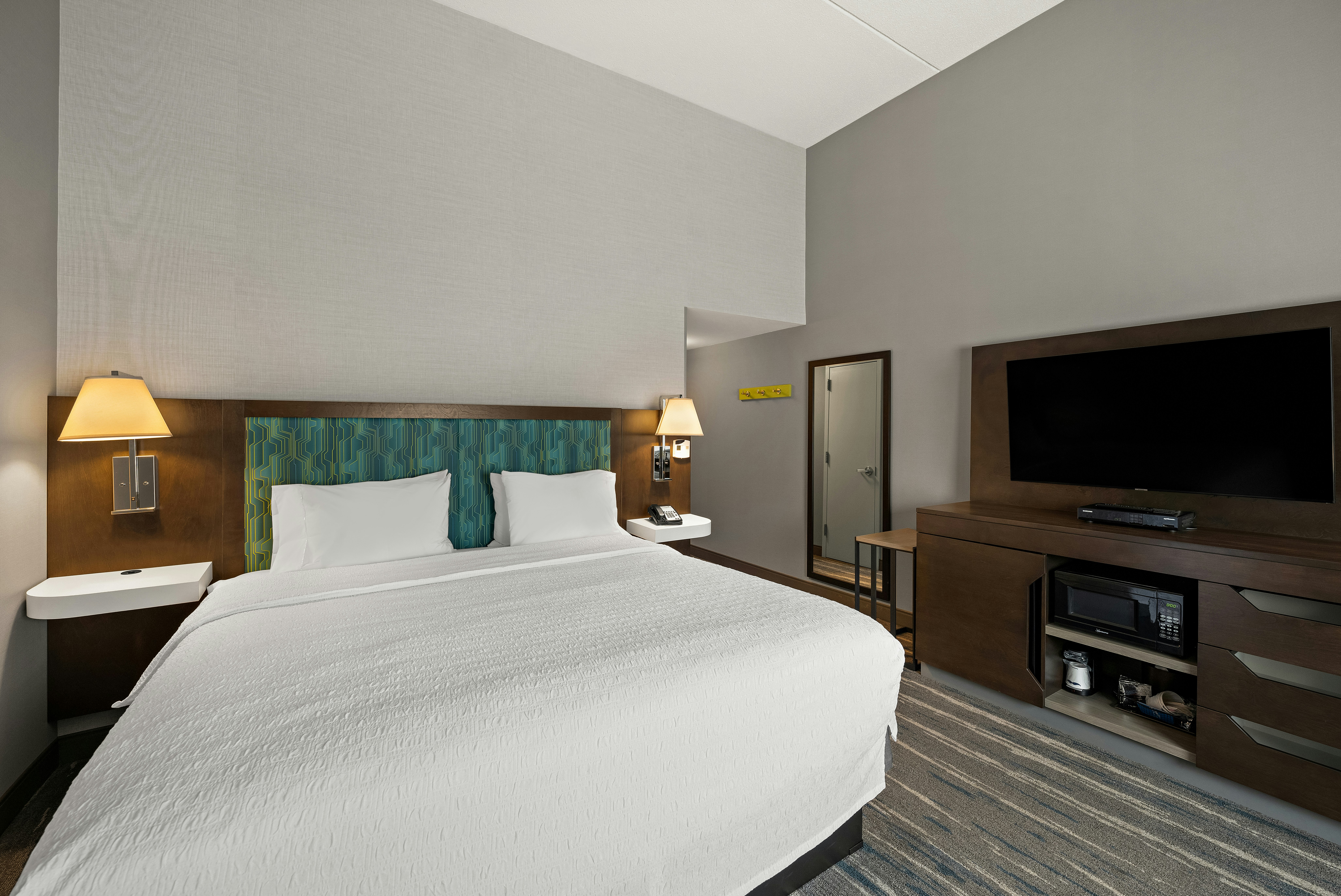 Room, King Bed