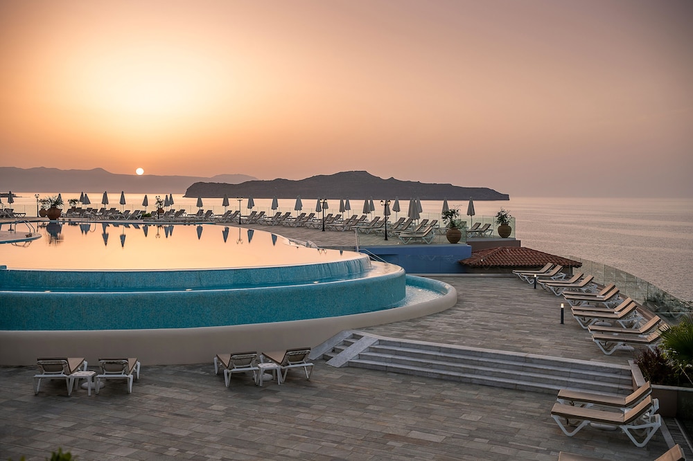 Leptos Panorama Hotel 46/50
