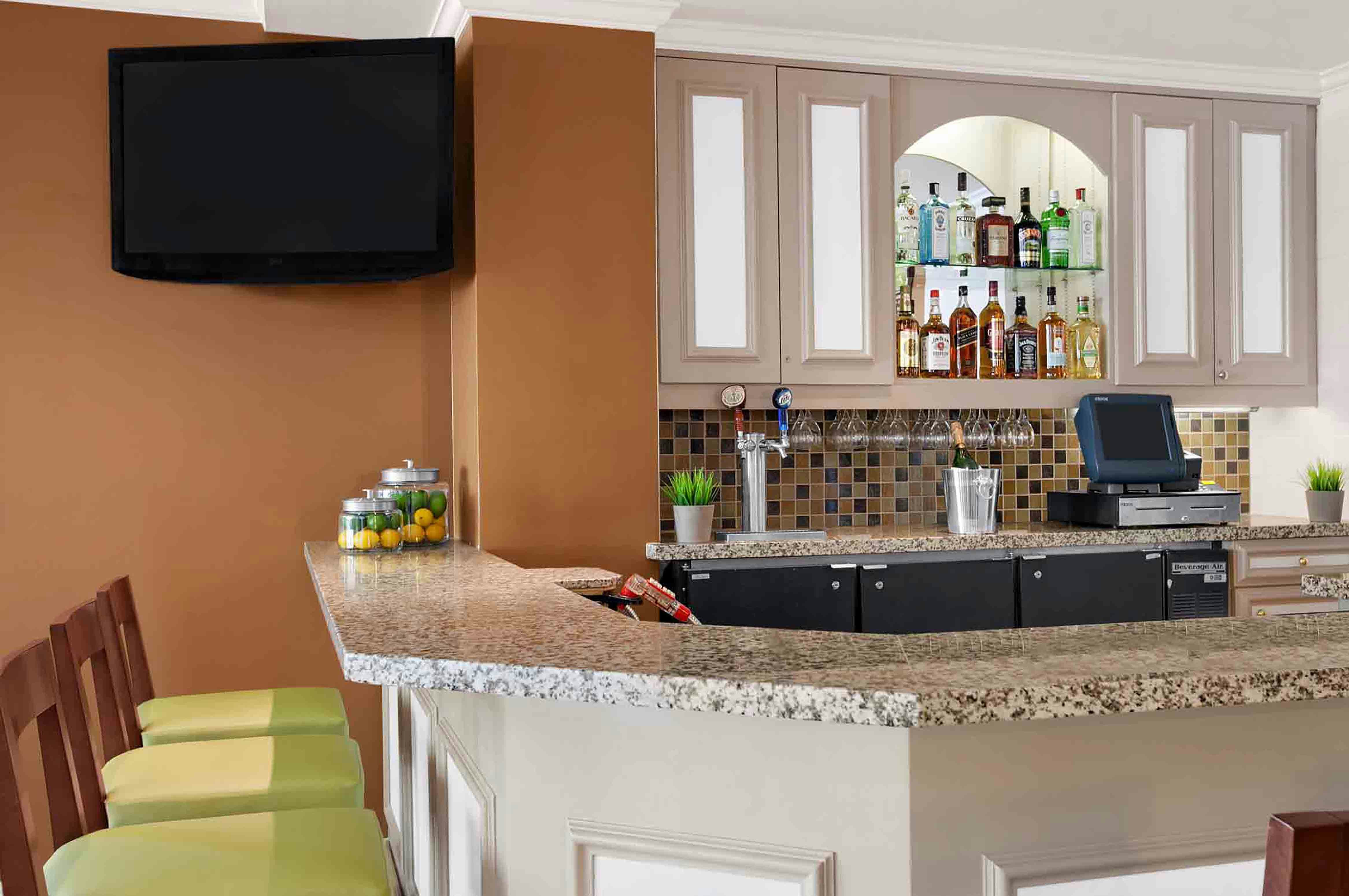 Hilton Garden Inn San Francisco Airport North 33/56