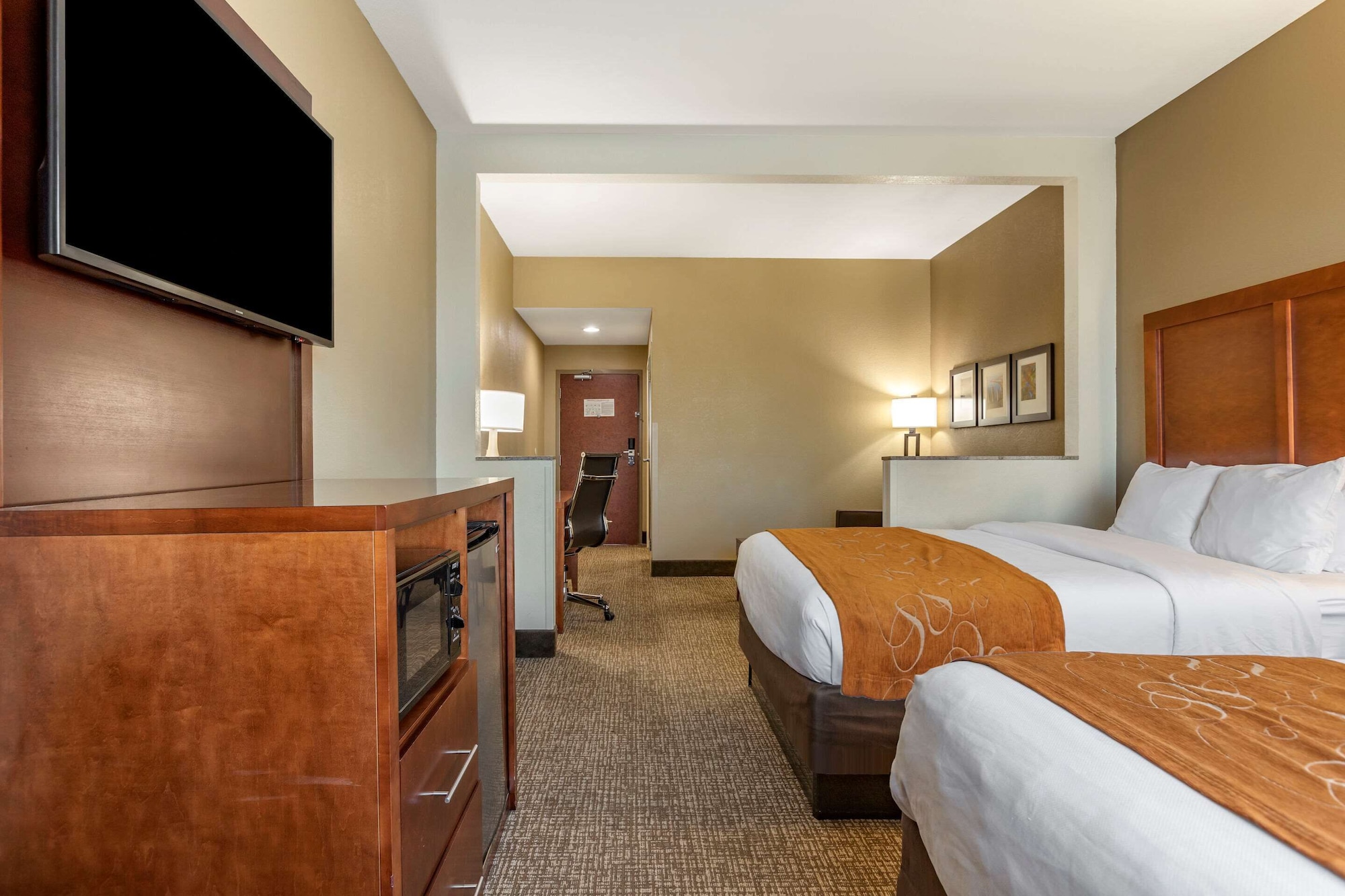 SUITE, 2 QUEEN BEDS