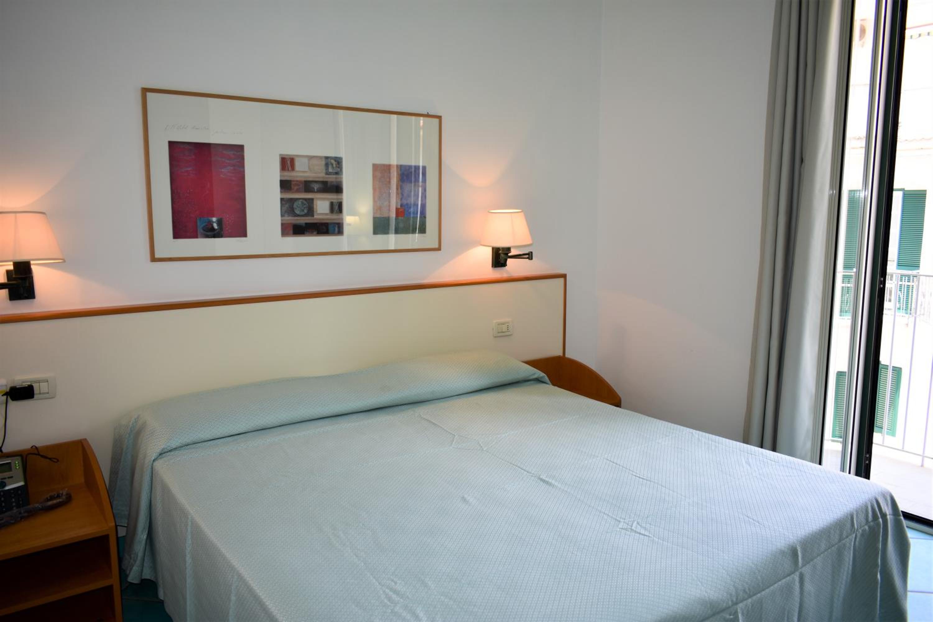 Room, Double Bed, Street View