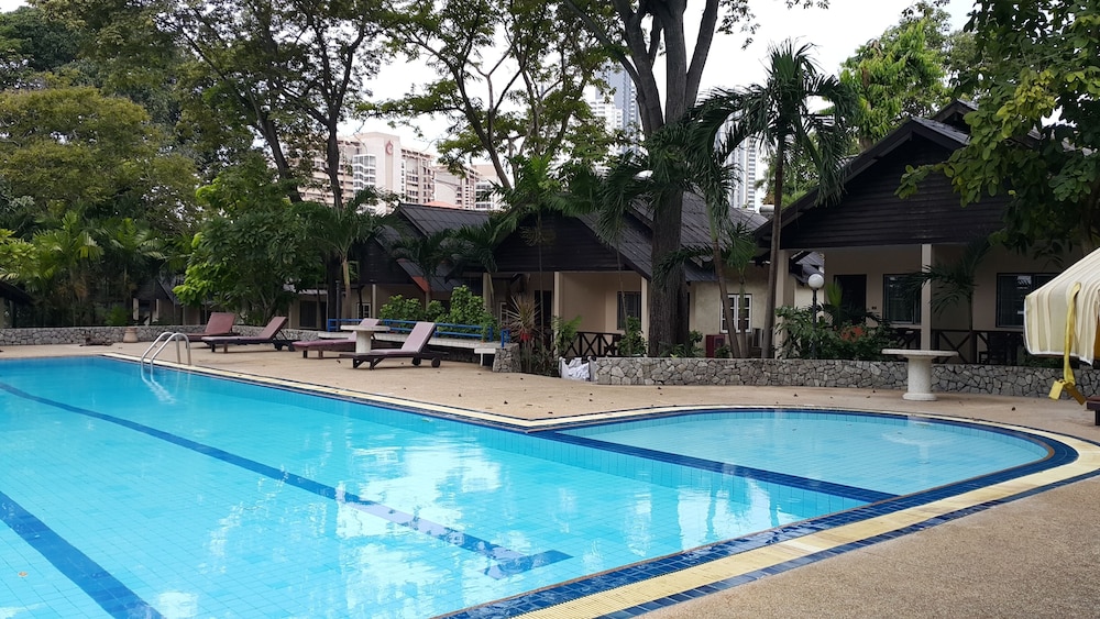 Pattaya Garden Resort 60/62